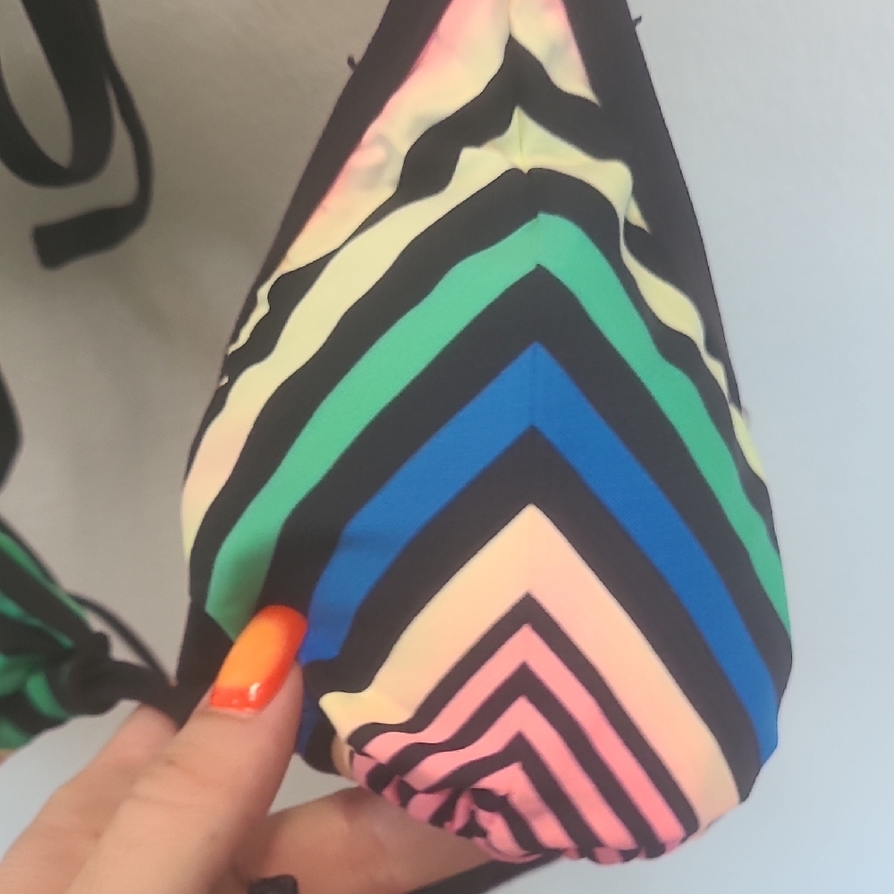 Striped Multicolor Bikini Set - Picture 6 of 7
